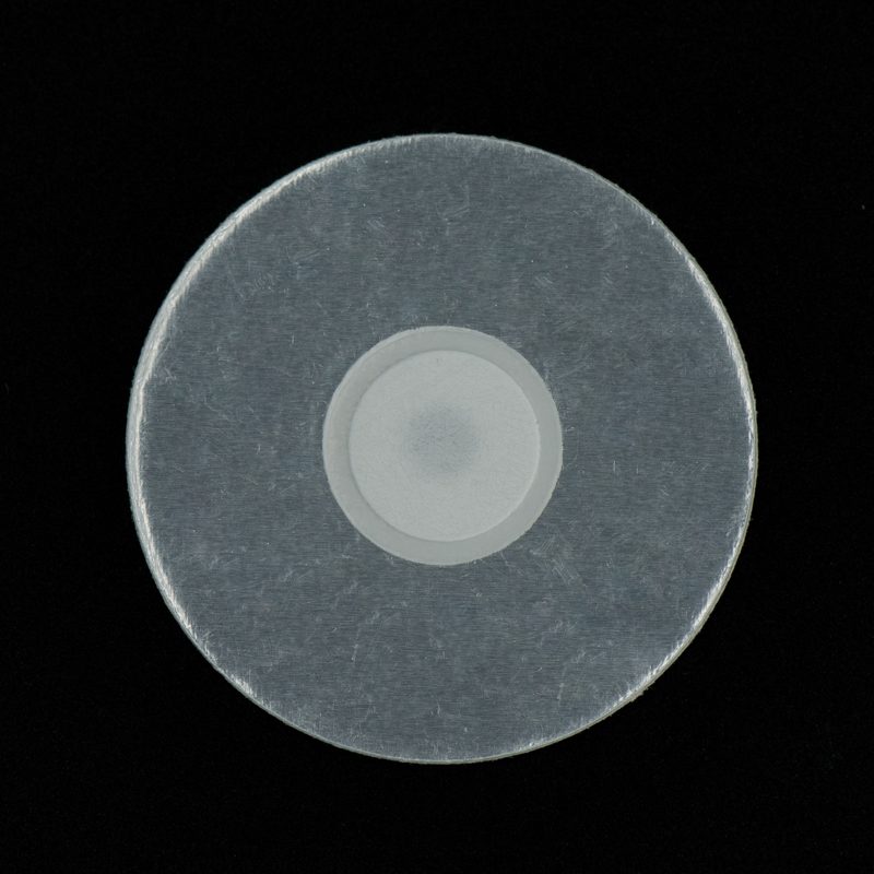 Vented seal liner with breathable membrane
